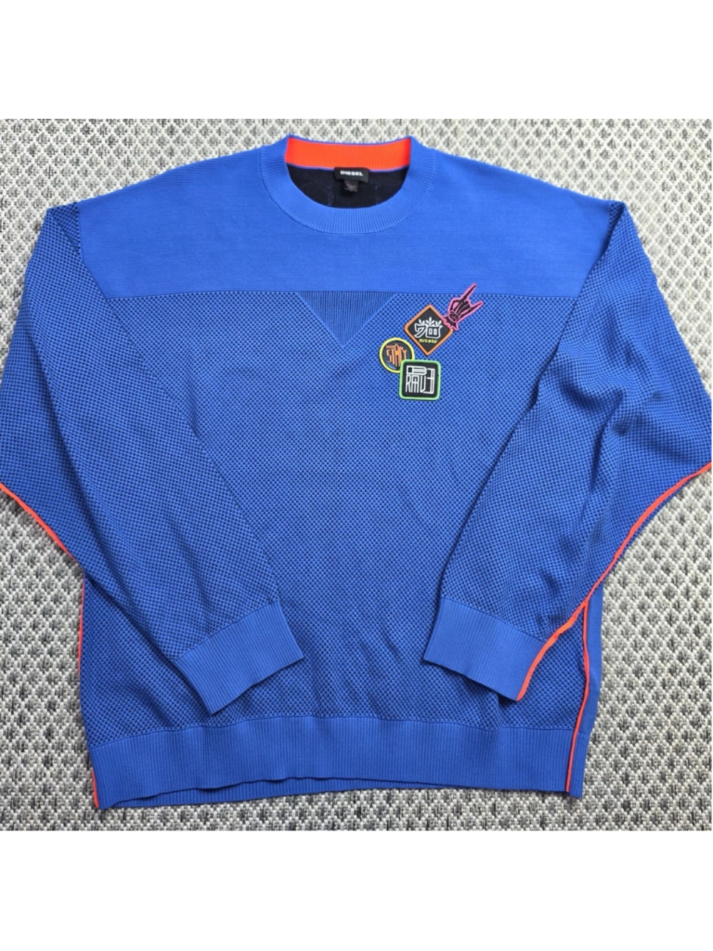 Diesel Men’s L Blue Textured Knit Crewneck Sweater Embroidered Patches Y2K Logo - Picture 2 of 10